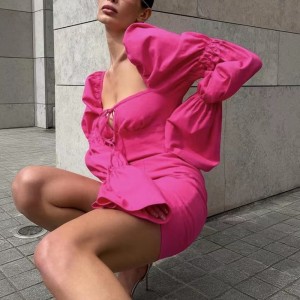 Sexy čtvercový krk zabalte šaty s rukávem