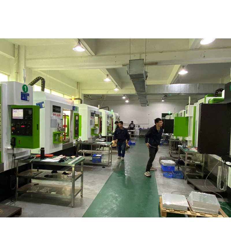 Jaká je cena vlastního obrábění plastových částí CNC?