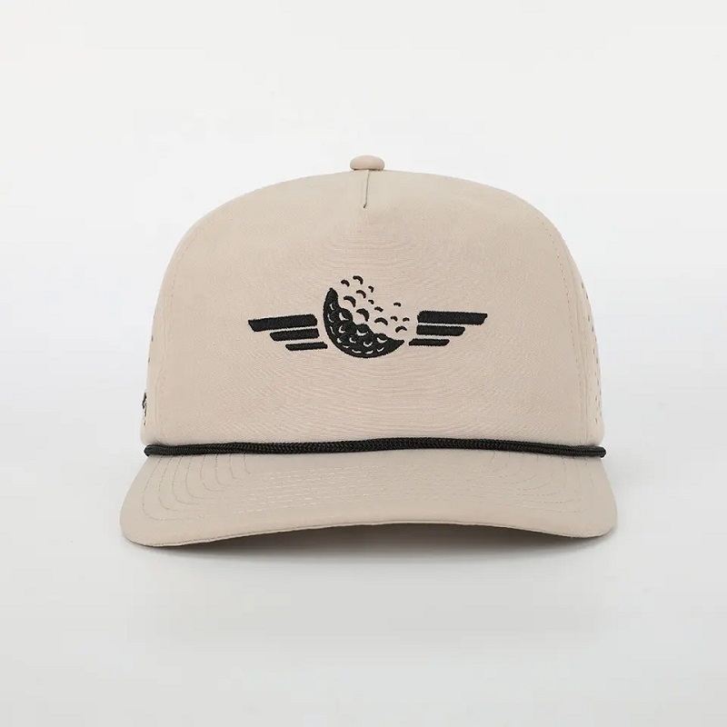 Velkoobchod vlastní výšivky Logo 5 Panel Dad Hat Vysoce kvalitní polyester golf Gorras, laserově řezané díry sportovní lano černé baseballové čepice