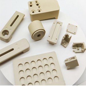 PEEK OBCHODOVANÉ PRODUKTY