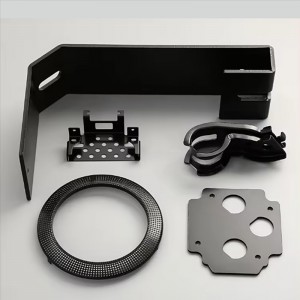 Plechové výrobky Zakázkové spřádání Zakázkové ohýbání Servis Hardware Části Výroba razítka Dílyna lisování znerezové oceli