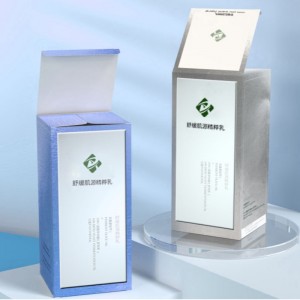 Krabičkana balení mléka Essence