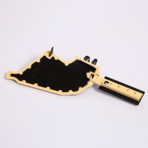 Dvoubarevný plastový díl