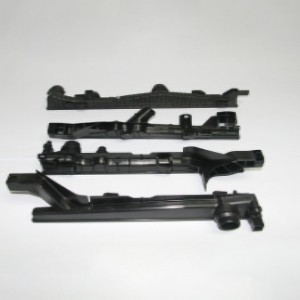 Plastovánádrž chladiče