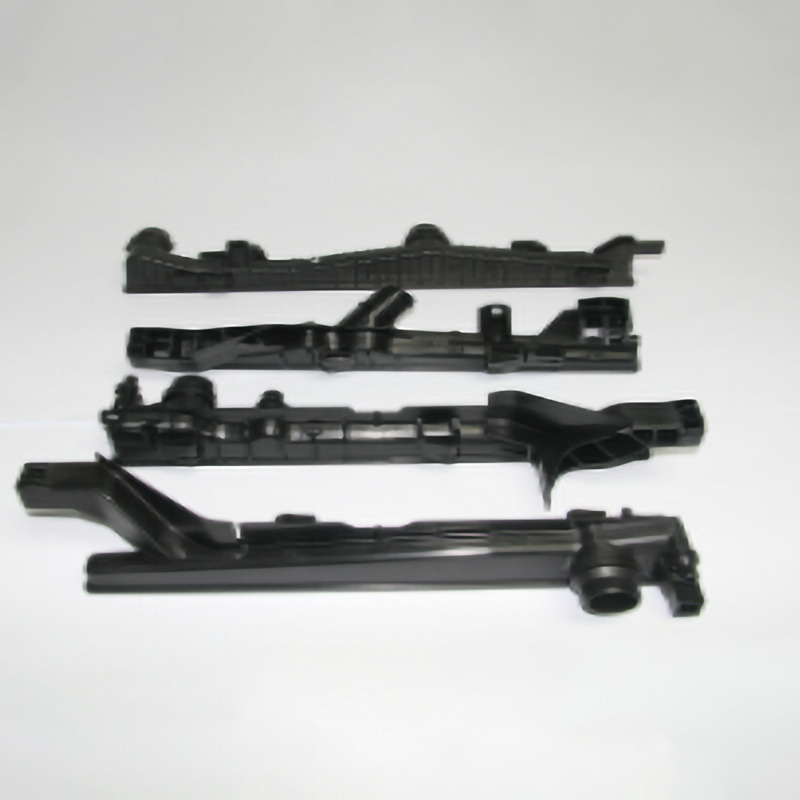 Plastovánádrž chladiče