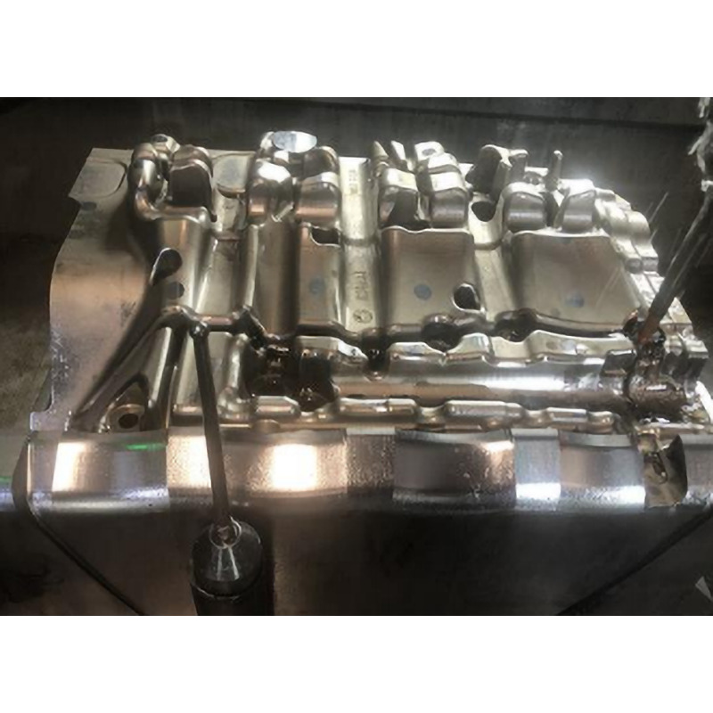 Automobilová formana tlakové lití