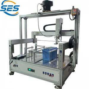 Automatický strojna uzavírání otvorů pro šrouby