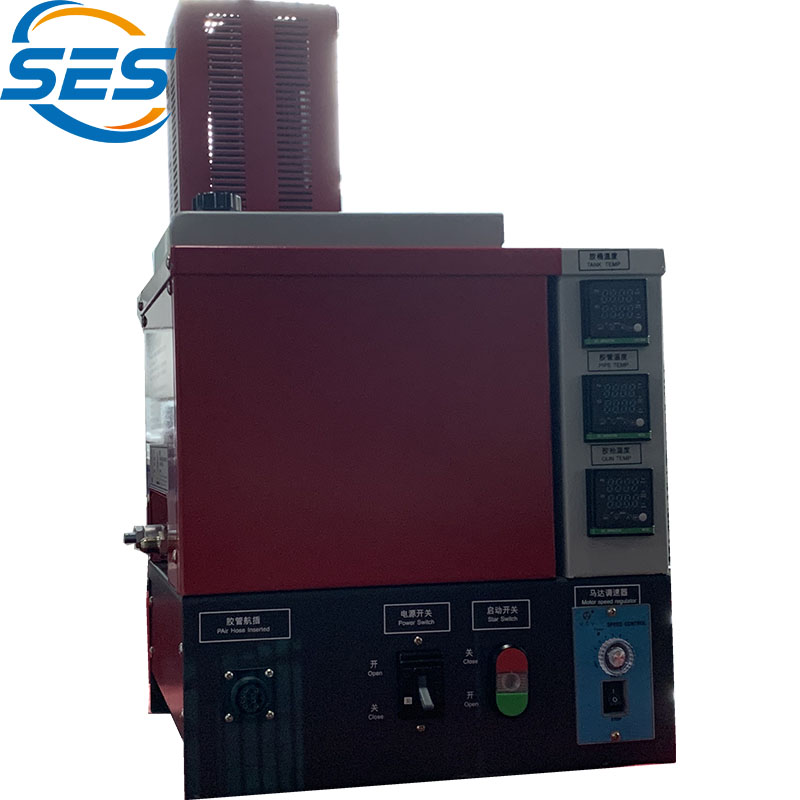 Strojna dávkování tavného lepidla