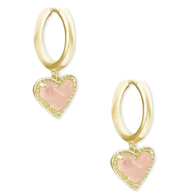 Blush Heart Charm Hoop Náušnice Heart Huggienáušnice pro ženy, módní šperky