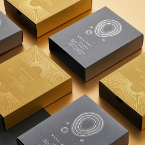 Luxe fólie-Razítka dárková krabice Kraft