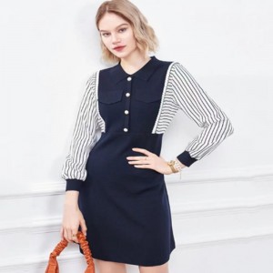 Brzy podzim malý reverzní límec pletený poloviční svetr