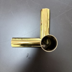 Zotye znerezové oceli Zlatá elektroplatovaná trojúhelníková tři-Ozdobana dutém stojanu